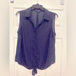 Women’s Sleeveless Blouse. Adrianna Papell size M